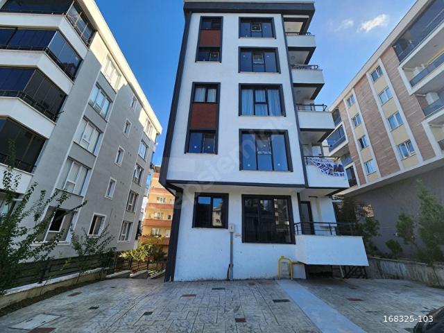 MARİNA GAYRİMENKULDEN ANAYOLA YAKIN KİRALIK DAİRE