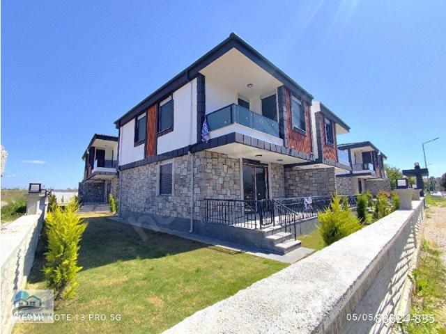 MARİNADAN PLAJA İKİ ADIM 3+1 MODERN MİMARİ LÜKS VİLLALAR