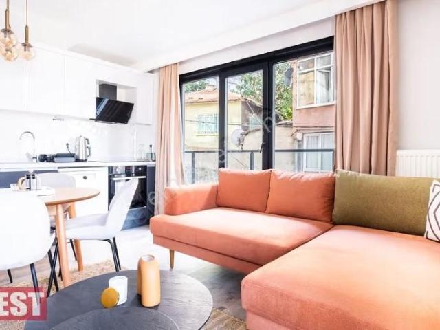 Mari Rezidans Da Tasarım Eşyalı Balkonlu Kiralık Daire