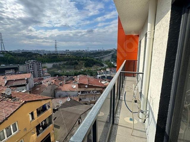 MARİ VADİ EVLERİ MANZARALI GÜNEŞ ALAN SEVİMLİ 2+1 SATILIK DAİRE