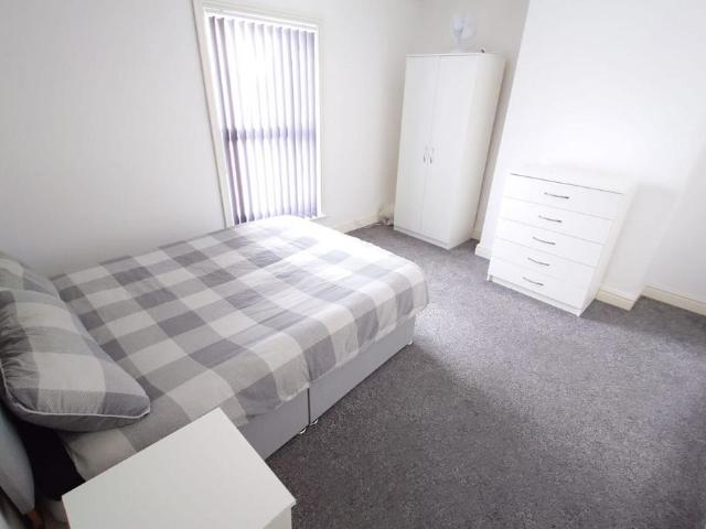 Maria Road, Liverpool, L9 1EQ, United Kingdom | 2 bed townhouse for rent #140399334 | Rentberry