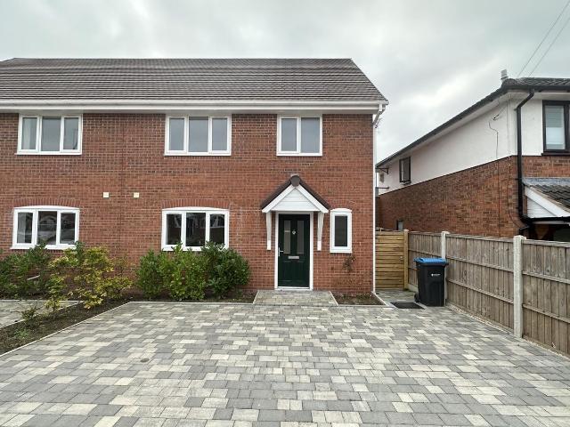 Marian Drive, Great Boughton, Chester CH3, 3 bed property to rent, £1,750 pcm | PrimeLocation