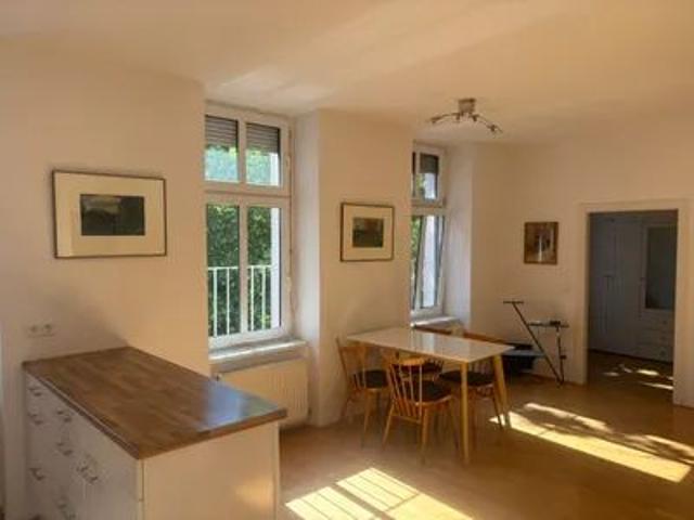 Mariannengasse Wohnung mit flexibler Dauer in absoluter Ruhelage beim alten AKH