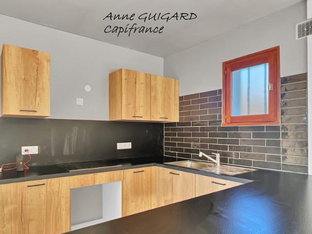 MARIGNY SAINT MARCEL 74 Maison individuelle au calme, très beau jardin plat complanté, double garage URGENT !