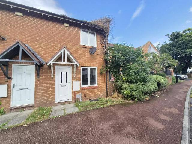 Marie Curie Drive, Newcastle upon. 2 bed semi detached house to rent £800 pcm £185 pw
