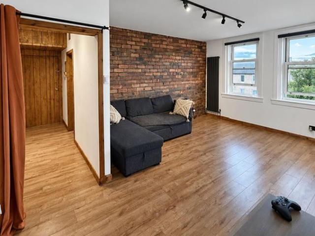 Marionville Road, Edinburgh EH7, 2 bed flat to rent, £1,325 pcm | PrimeLocation