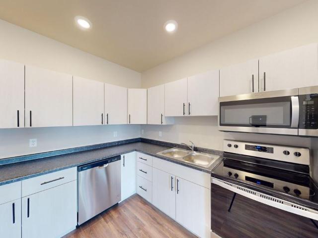 Marion Crossing Apartments 2 Bedroom Apartment for Rent at 4200 N Marion Rd, Sioux Falls, SD 57107