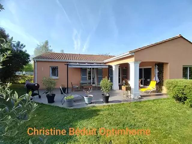 Marillac le Franc 16110 Achat / Vente maison 5 pièces t5 jardin terrasse