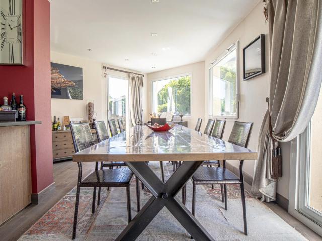 Marin – Villa avec piscine – Terrain de 1 200 m² – 4 chambre. 173m² Marin