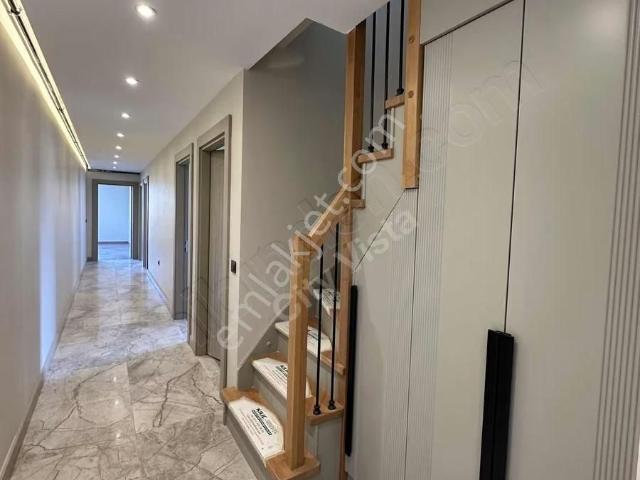 Marinaya Yakın Sıfır Satılık Lüks 5+2 Odalı Dubleks Daire