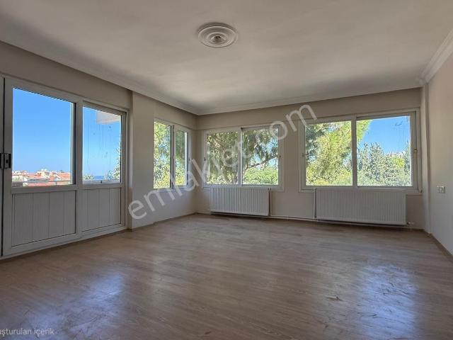 Marinaya Yürüme Mesafesinde 3+1 135m2 Kiralık Daire