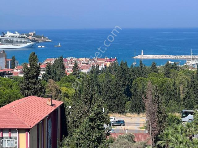 Marinaya Yürüme Mesafesinde Eşsiz Deniz Manzaralı 2+1 Daire