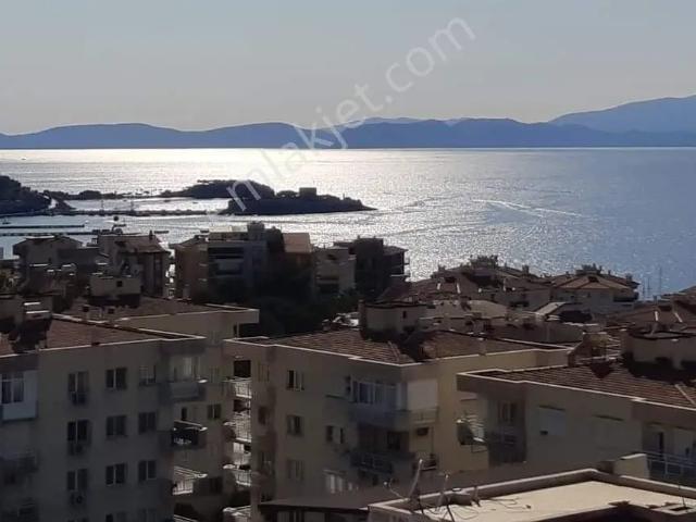 Marina Bölgesinde 3 + 1 Çatı Dubleksi Boş Kiralık