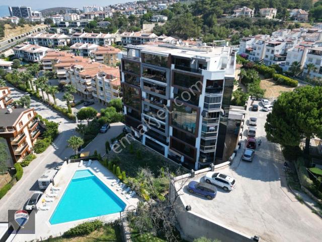 Marina Bölgesinde Havuzlu Sitede Eşyalı Kiralık 2+1 Daire