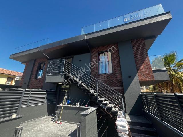 Marina Bölgesinde Kaçırılmayacak 2+1 Dubleks Satılık Daire