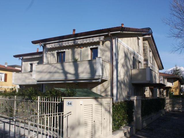 MARINA DI MASSA 5 vani 84mq