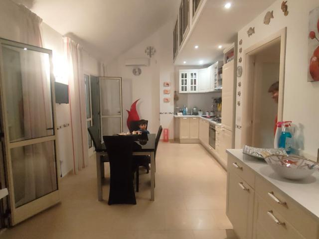 Marina Di San Lorenzo, Appartamento 2° Piano Arredato