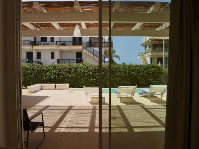 Marina di Ragusa Appartamento con Piscina
