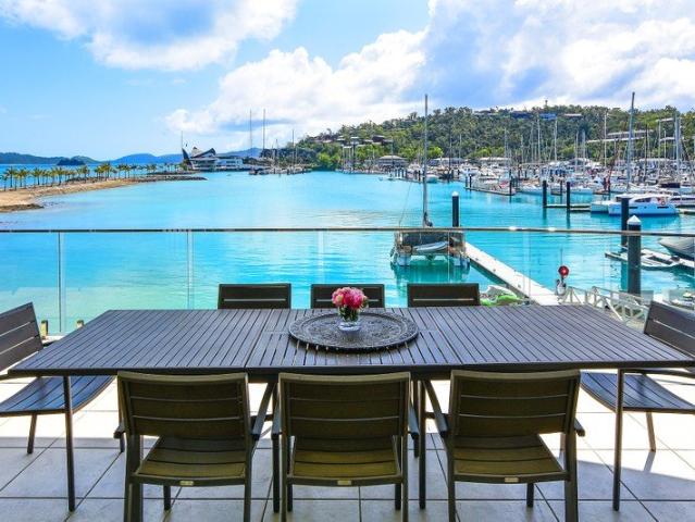 Marina front Apartment with 18m Private Berth | QLD Sotheby's Auction Week