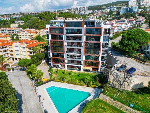 Marina Mevki Havuzlu Apt Bahçe Katı 2+1 Satılık Daire