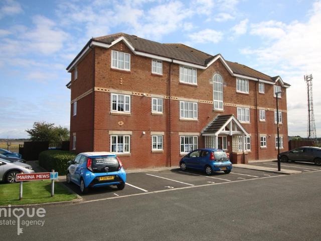 Marina Mews, Fleetwood, Lancashire, FY7 2 bed terraced house to rent £675 pcm £156 pw