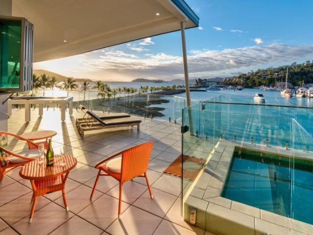 Marina Penthouse Largest Private Berth