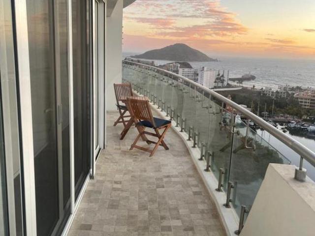 Marina platino plus: Departamento en venta en Fraccionamiento Marina Mazatlán
