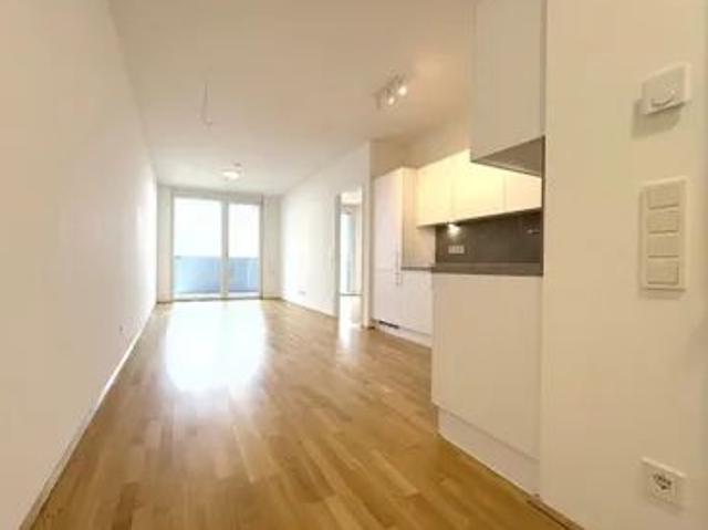 MARINA TOWER I 2 Zimmer Wohnung I Donau Blick