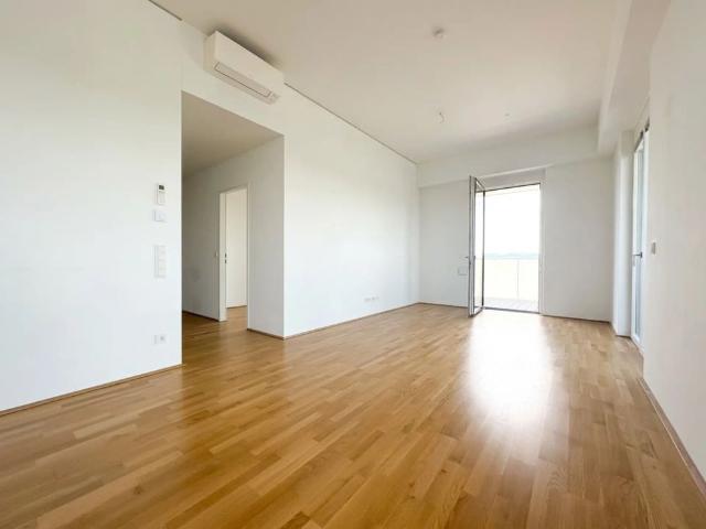 MARINA TOWER I Moderne 3 Zimmerwohnung mit Balkon und Loggia I Donaublick