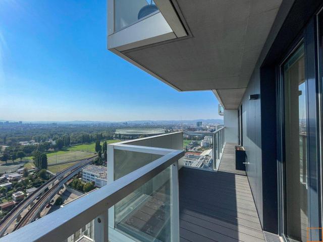 Marina Tower: Über den Dächern Wiens – vermietete 3 Zimmer Eckwohnung im 22. Stock mit Loggia und Weitblick