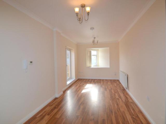 Marine Avenue, Whitley Bay, NE26 1 bed apartment to rent £800 pcm £185 pw