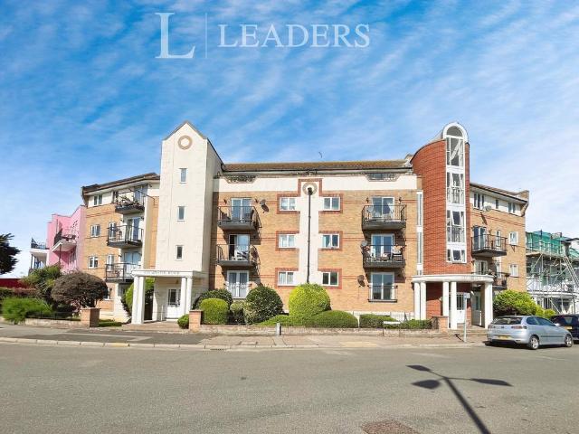 Marine Parade East, Clacton on Sea, CO15 2 bed flat to rent £1,100 pcm £254 pw