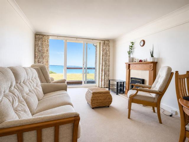 Marine Parade East, Lee On The Solent