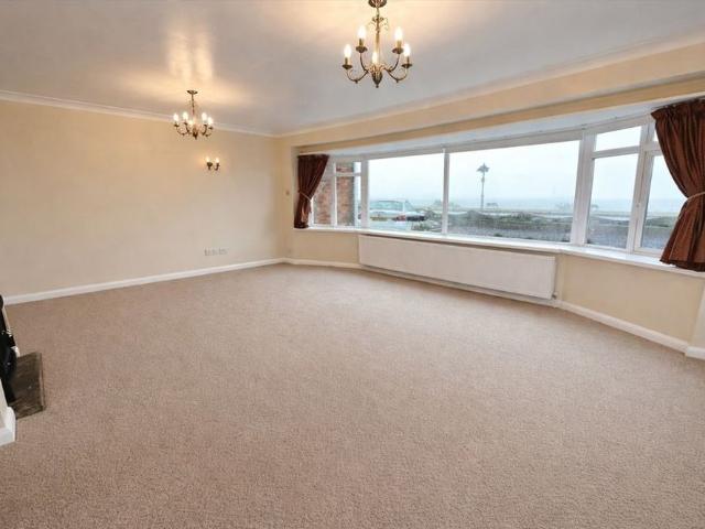 Marine Parade East, Lee On The Solent
