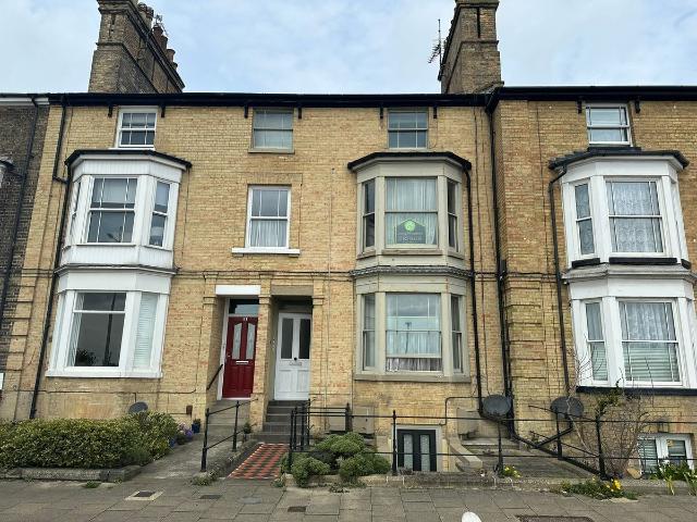 Marine Parade, Lowestoft NR33, 1 bed flat to rent, £695 pcm | PrimeLocation