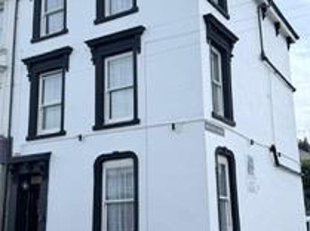 Marine Parade, Sheerness ME12 1 bed in a house share to rent £750 pcm £173 pw