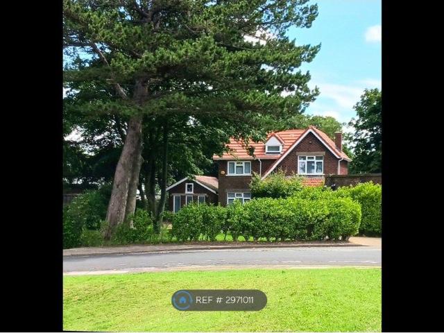 Marine Road East, Morecambe LA4, 3 bed detached house to rent, £1,795 pcm | PrimeLocation