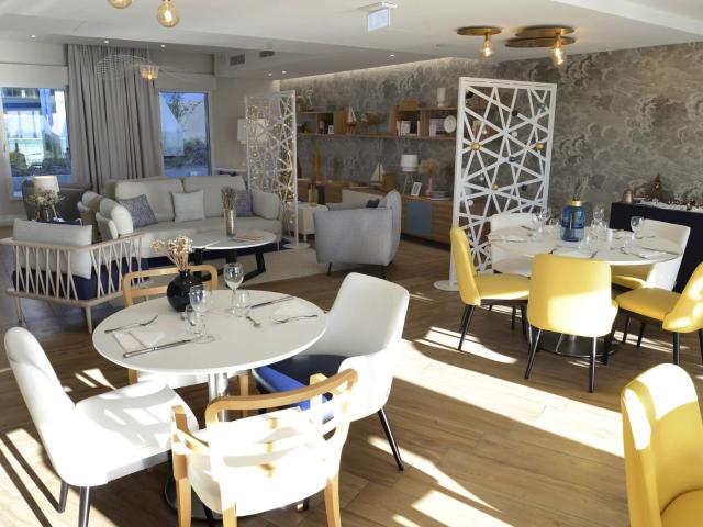 Marine Residence: Unique Interiors and Welcoming Common Areas