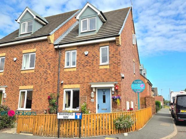 Mariners Way, Seaham, Co. Durham, SR7 3 bed link detached house to rent £1,100 pcm £254 pw
