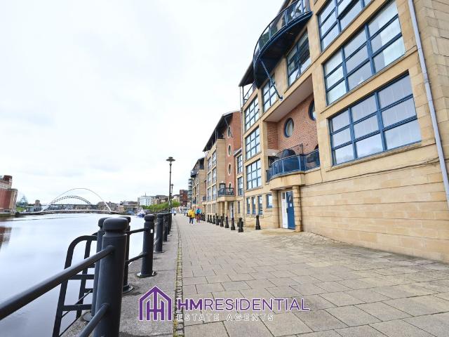 Mariners Wharf, Quayside, Tyne And Wear NE1, 2 bed flat to rent, £1,195 pcm | PrimeLocation