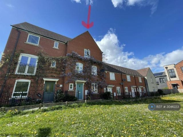 Maritime Court, Gloucester, GL2 4 bed terraced house to rent £1,600 pcm £369 pw