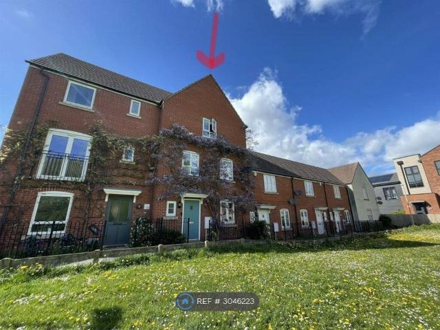 Maritime Court, Gloucester GL2, 4 bed terraced house to rent, £1,600 pcm | PrimeLocation