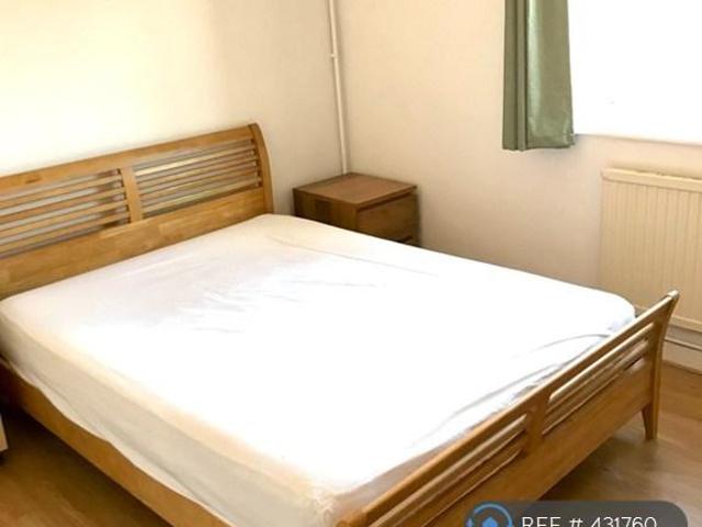 Maritime Quarter, Swansea, SA1 1 bed flat to rent £775 pcm £179 pw