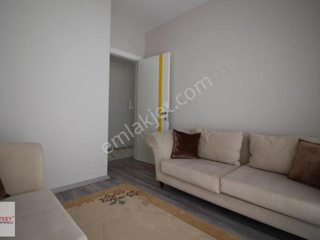 Marka 333 Havuz Manzaralı Full Eşyalı 2+1 Kiralık Daire