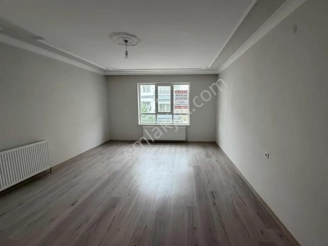 Marka Gayrimenkul'den Merkezi Konumda Asansörlü 3+1kiralık Daire