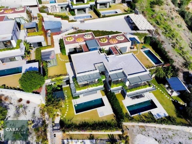 Marka Proje/ Güvenlikli Site/deniz Manzaralı Flat Villa