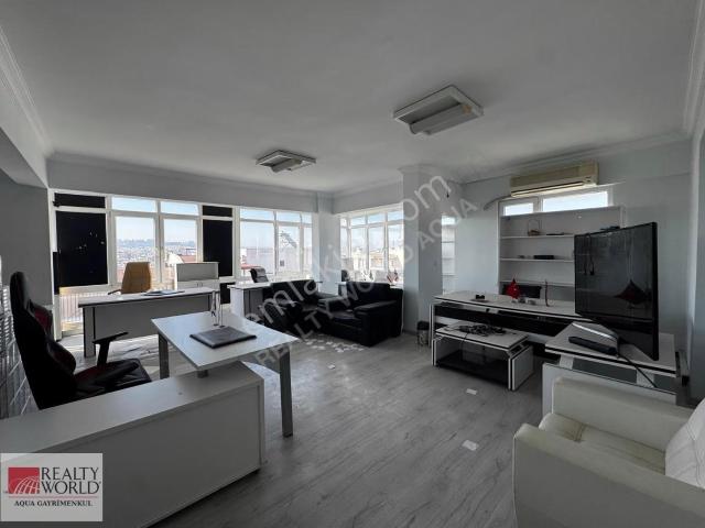 Markantalya Karşısında Satılık 5+2 Lüks Dubleks 300 M²
