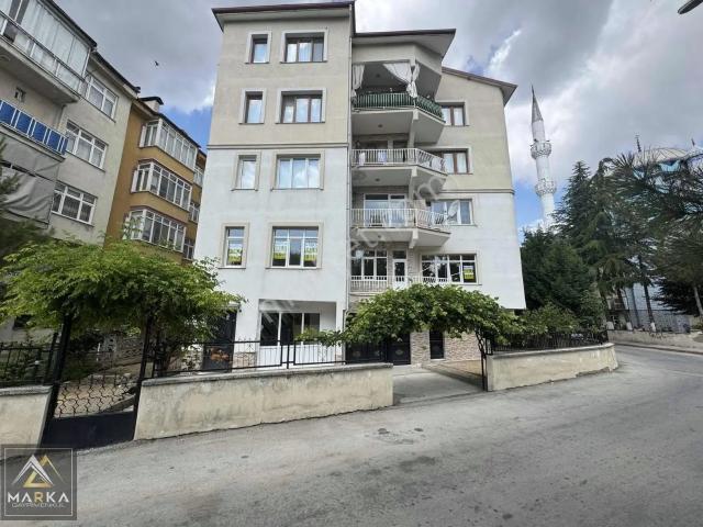 Marka'dan Fatih Mah. Ali Güral Lisesi Yanı Kiralık 4+1 Daire