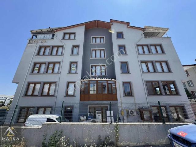 Marka'dan Sağlık Bilimleri Üniversitesi Karşısı Eşyalı 1+1 Daire