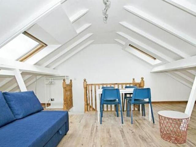 Market Jew Street, Penzance, 1 Bedroom Maisonette